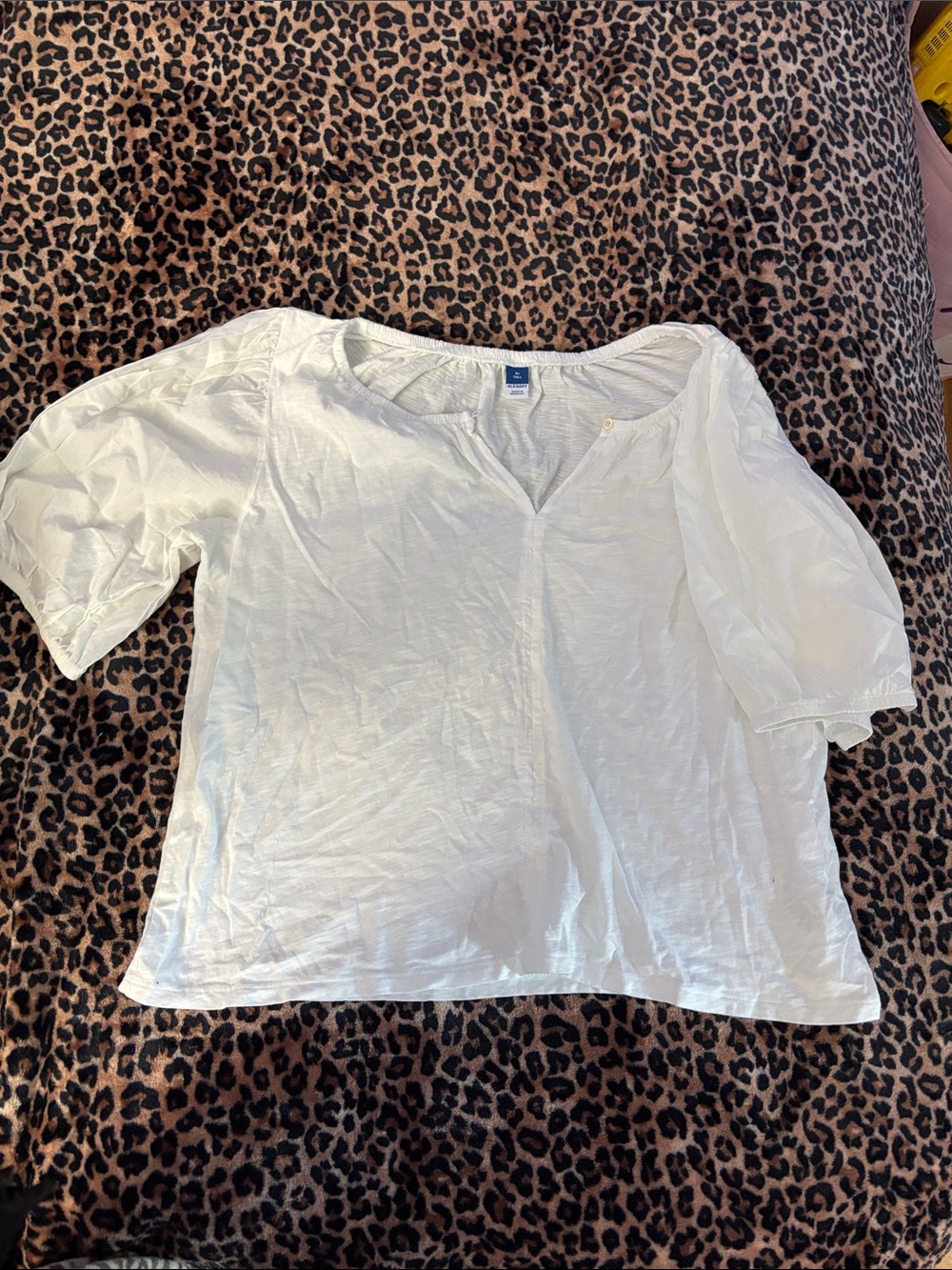 Old Navy Cream Scoop-Neck Lightweight Tunic